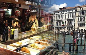 Food Culture: the Venetian ‘bacari’.